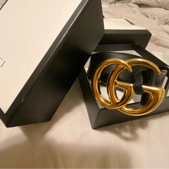 GUCCI belt Marmont leather with shiny gold buckle - Picture 3 of 13